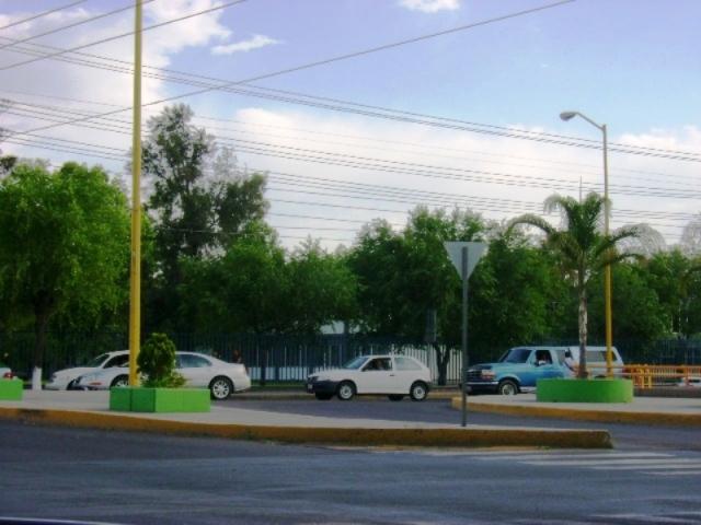 Universidad y Aguascalientes